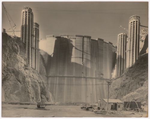 Construction of the Hoover Dam, Arizona-Nevada border