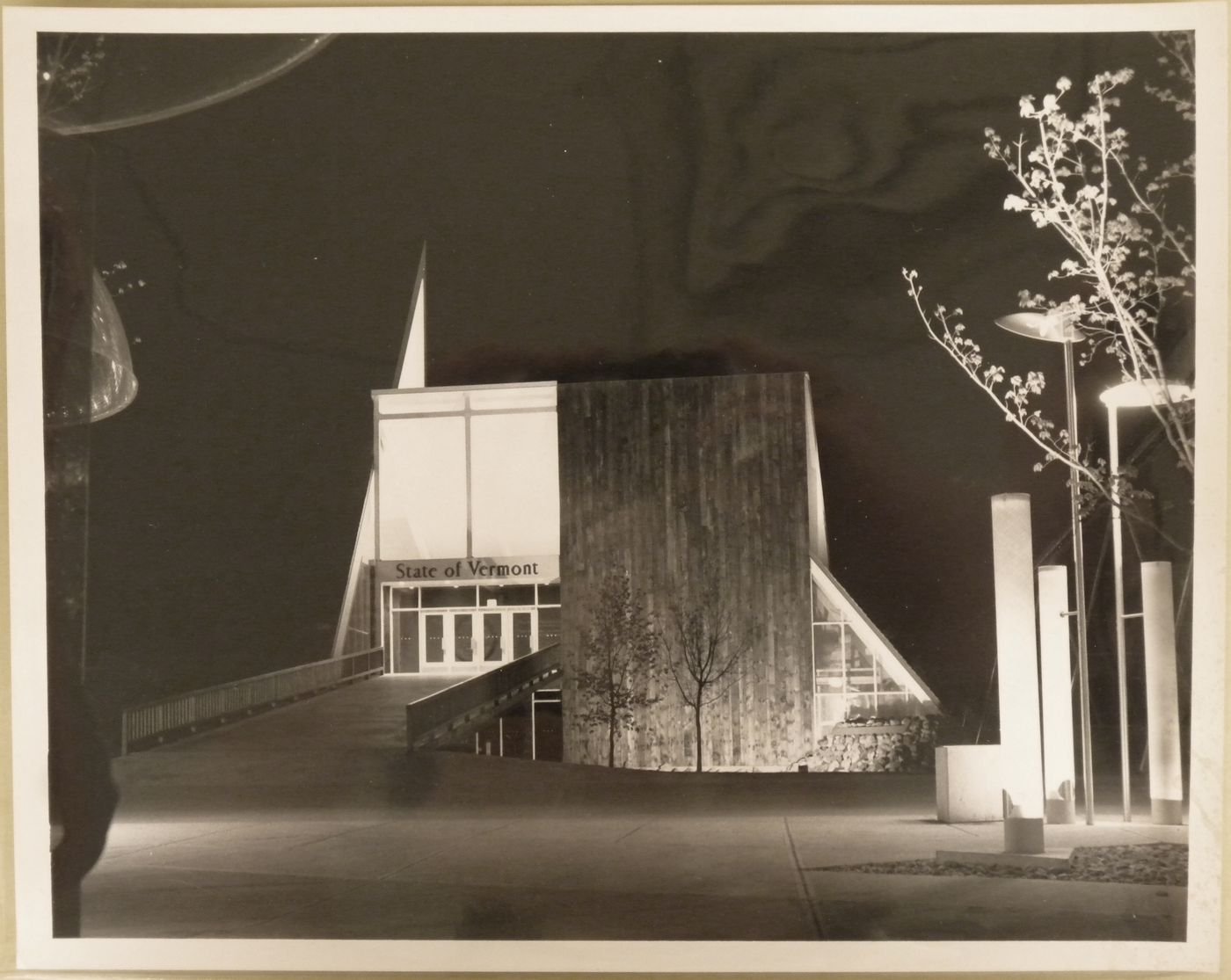 Night view of the Vermont's Pavilion, Expo 67, Montréal, Québec