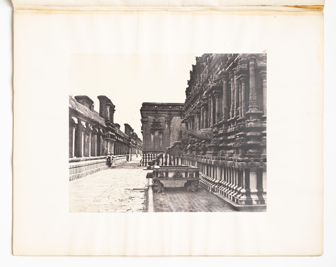 Tanjore.  Great pagoda, sacred water spout and cistern.