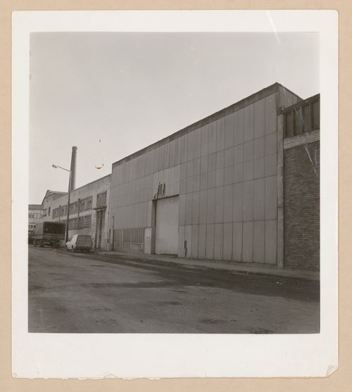 Warehouse exterior view for Armazém de algodão, Matosinhos, Portugal