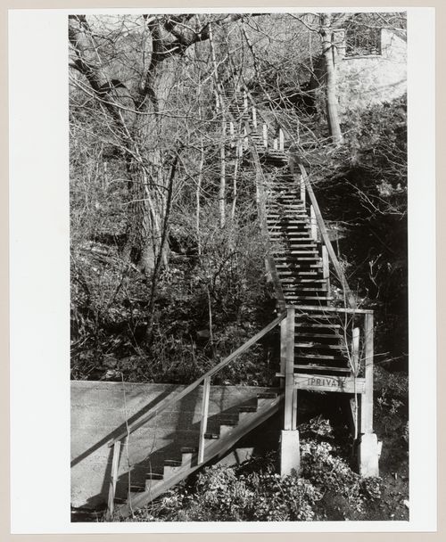View of the stairs to 42-46 Summit Circle, Westmount, Québec