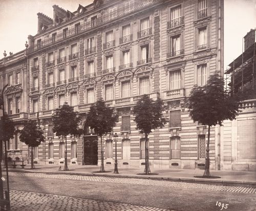 Plate from album ''Buildings, parks and streets of Paris, Versailles and environs, France''