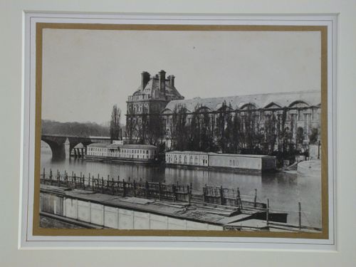 Vue des Tuileries, Prise du quai Voltaire, Paris