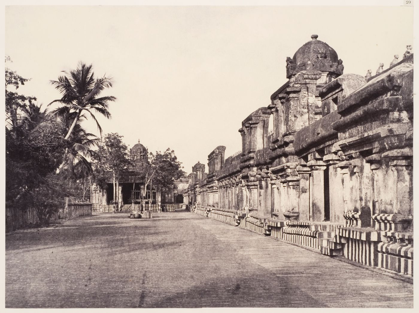 Tanjore.  Great pagoda, arcade on the inside of outer wall with lingums in each space between pillars.