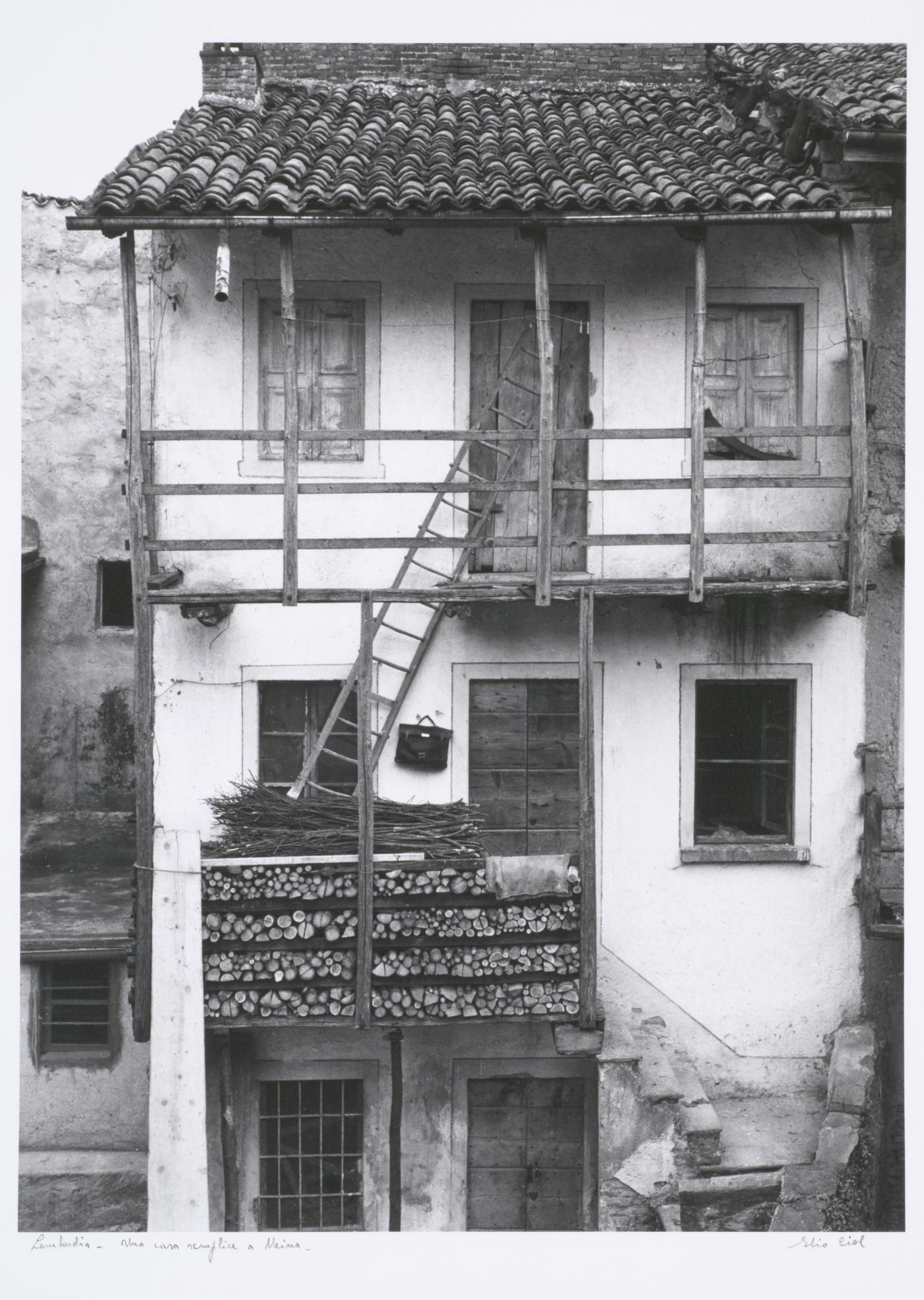 Simple house front, Meina, Lombardy, Italy