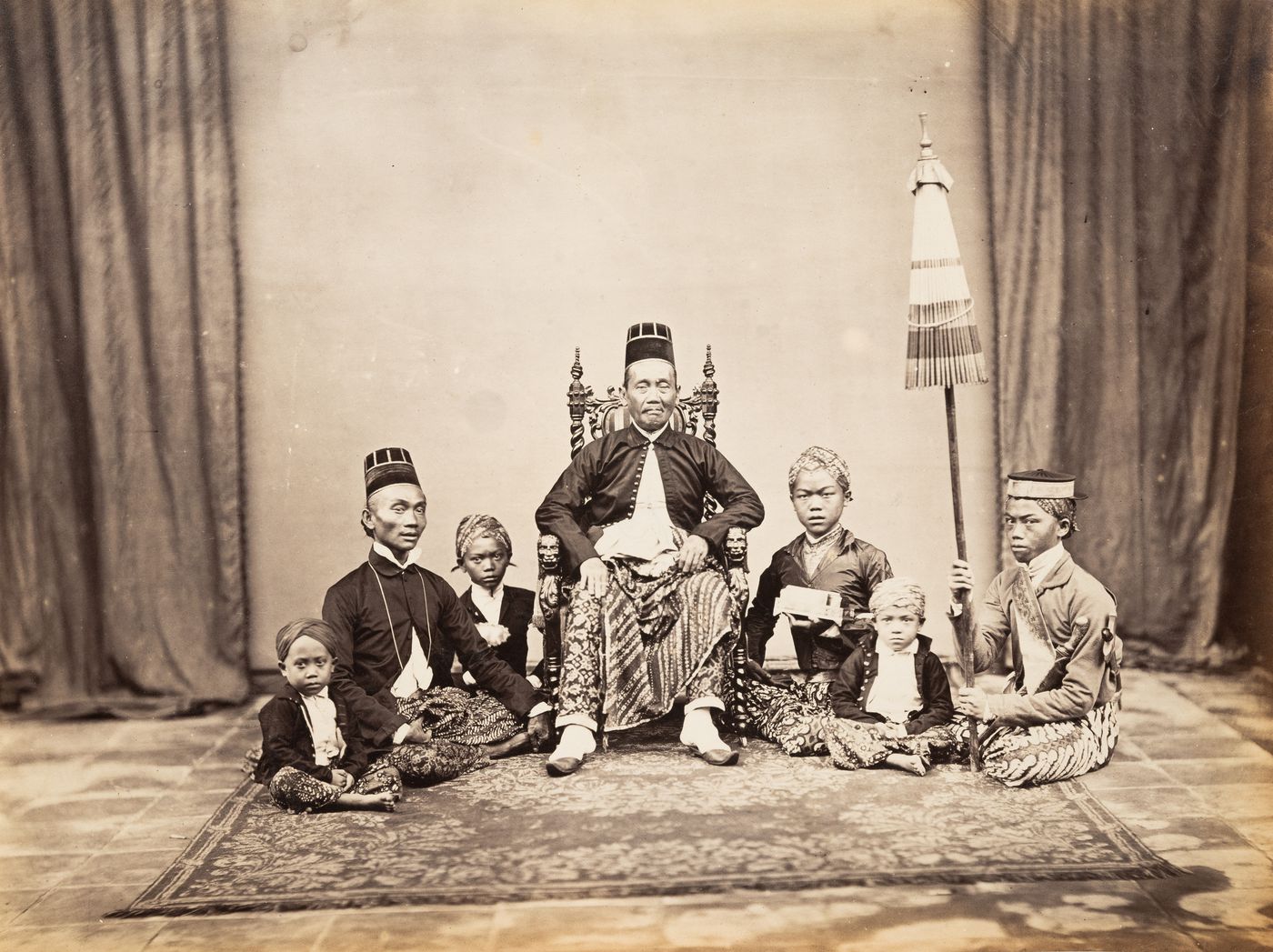 Portrait of the King of Semarang and his royal entourage, Indonesia