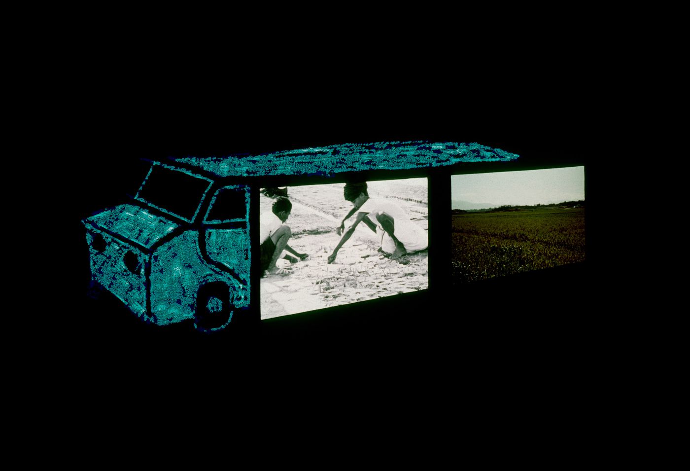 Photograph of sketch of the Multivision bus and the slide shows presentation system