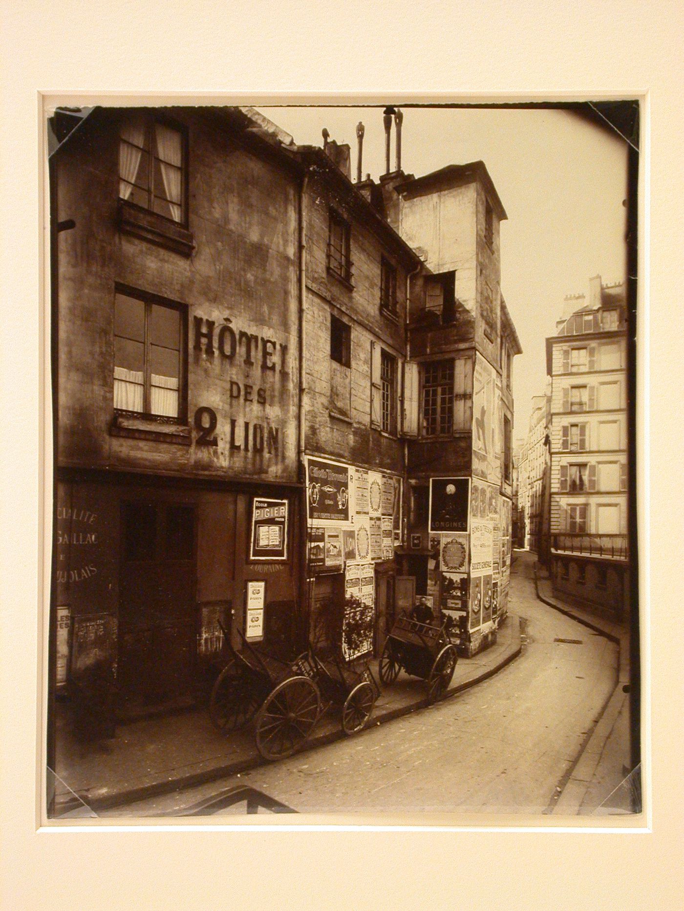 Rue des Ursins, Paris, France