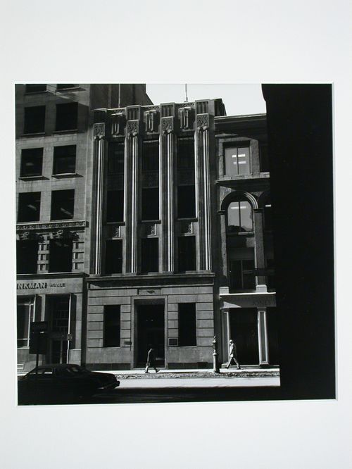 Architectural sculptures in Montréal: 1840-1940