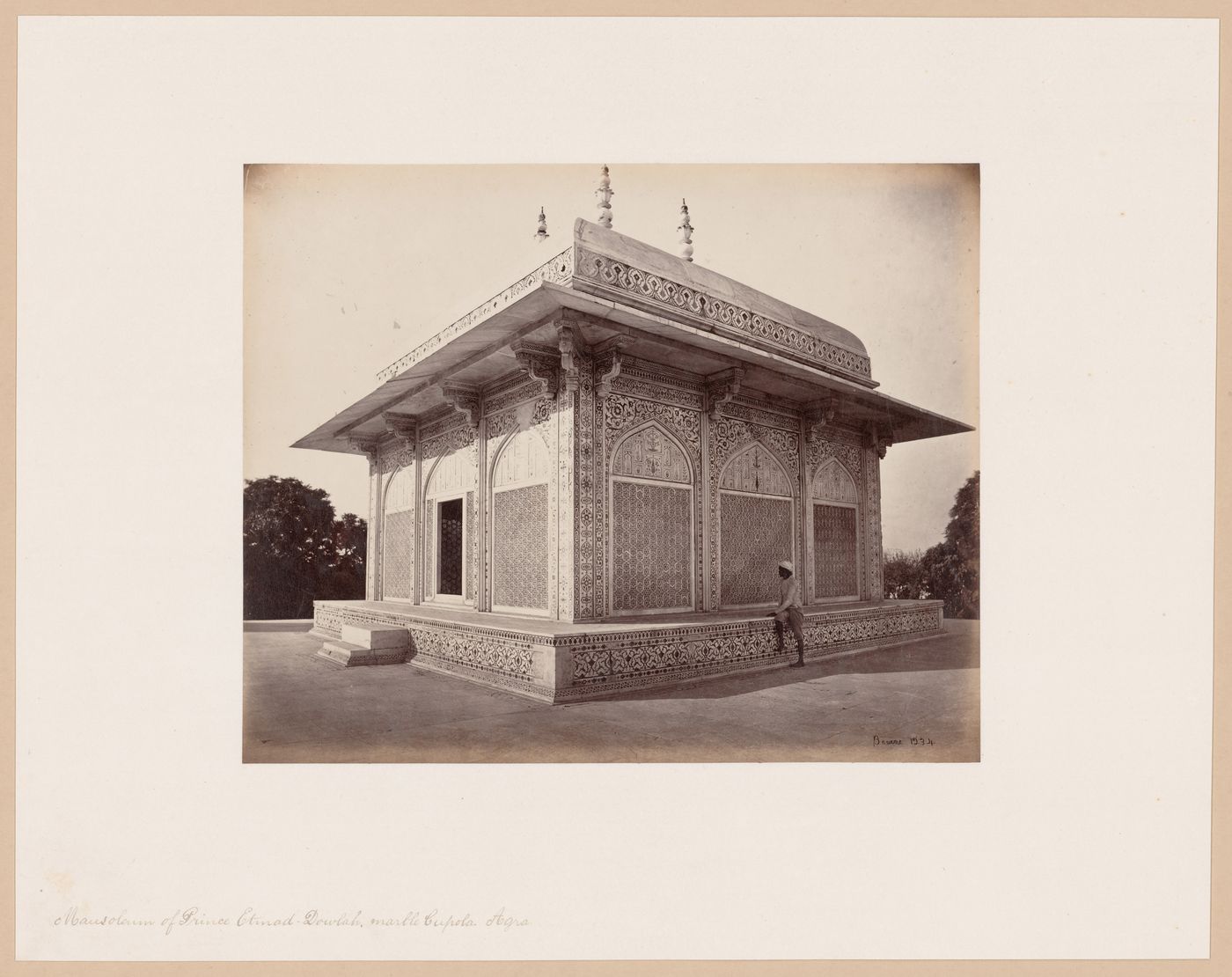 View of the cupola of the Mausoleum of Prince Itimad al Daula, Agra, India