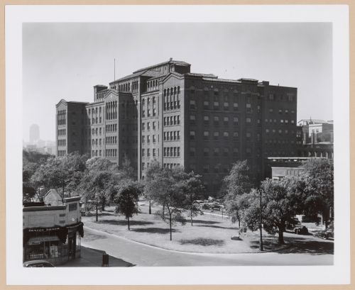 View of principal and lateral façades of the Brush Street Wing, Harper Hospital (now the Harper University Hospital), Brush Street, Detroit, Michigan