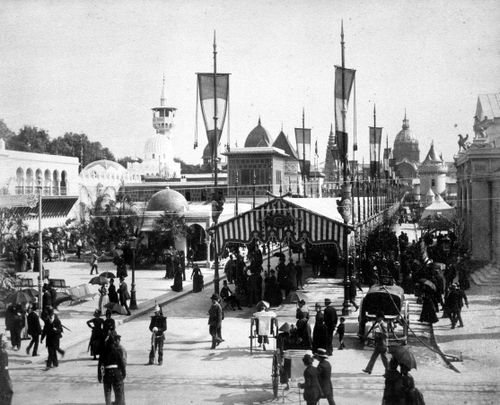 Exposition universelle de 1889 (Paris, France): View of covered walkway and courtyard