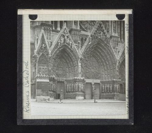 View of west façade of Notre-Dame de Reims (Cathedral), Reims, France