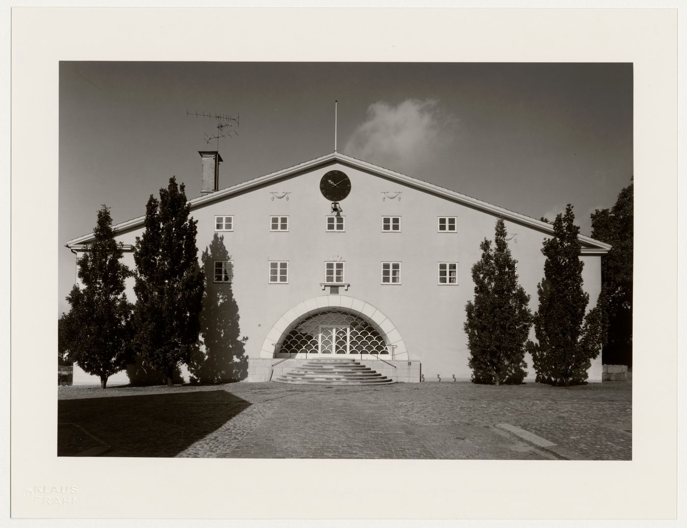 View of the principal façade of Lister County Courthouse, Sölvesborg, Sweden