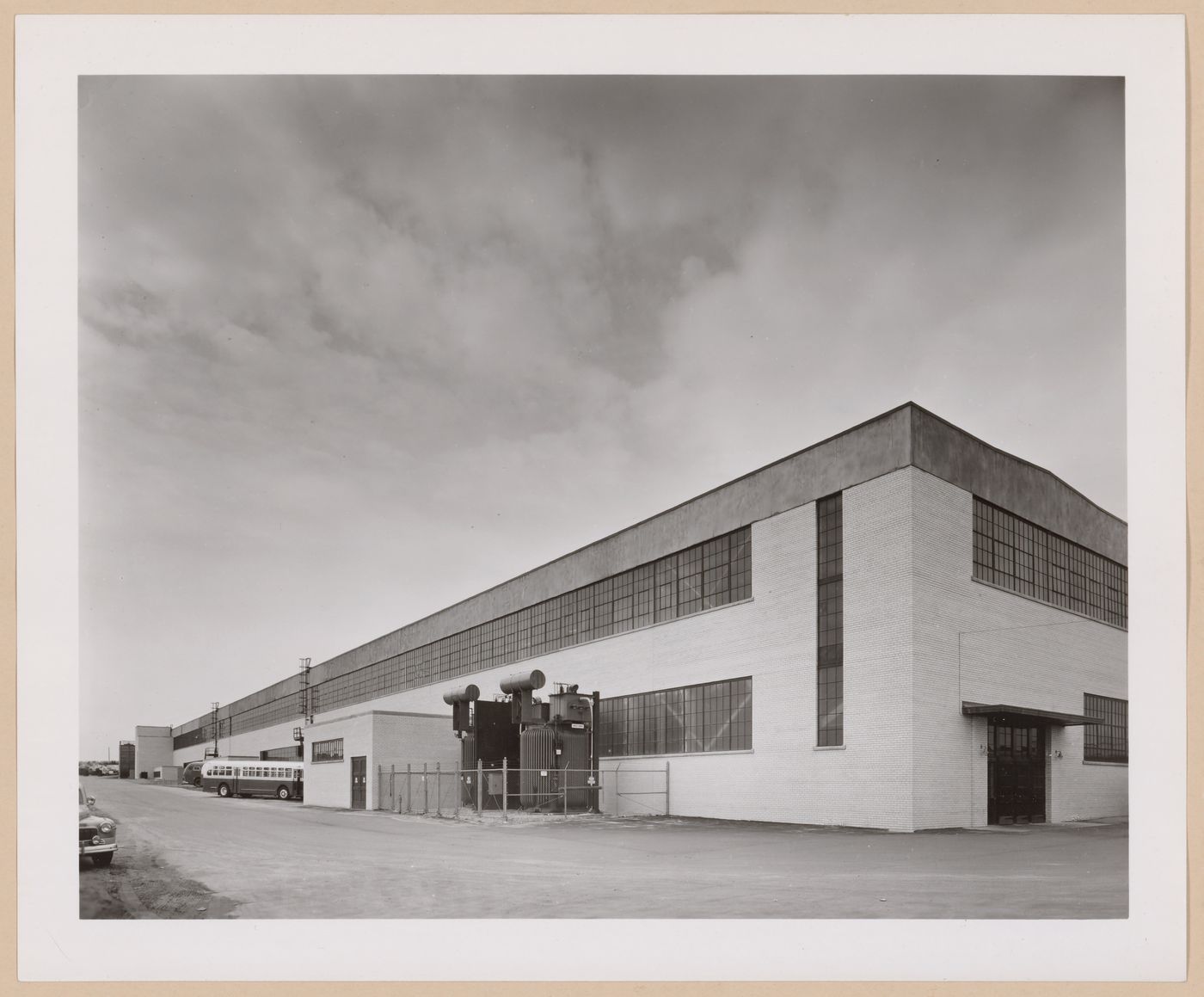 View of the east façade of the Engine Assembly [?] Building, General Motors Corporation Truck and Coach division Pontiac Plant, Pontiac, Michigan