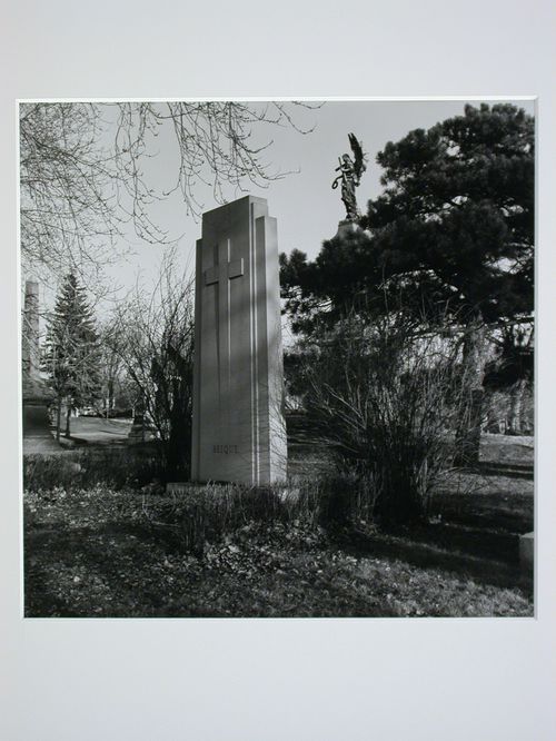 Architectural sculptures in Montréal: 1840-1940