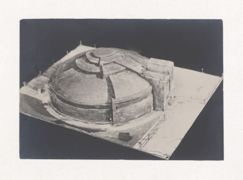 Photograph of a student model by L. Grinshpun on the topic "Exercise on Finding the Expressiveness of Volume. Riding School" for the "Space" course at the Vkhutein (Moscow Higher Technical Institute), Moscow