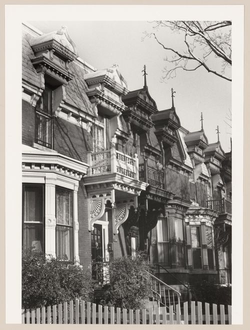 View of the principal façade of row houses, 115-119 Blenheim Place, Westmount, Québec