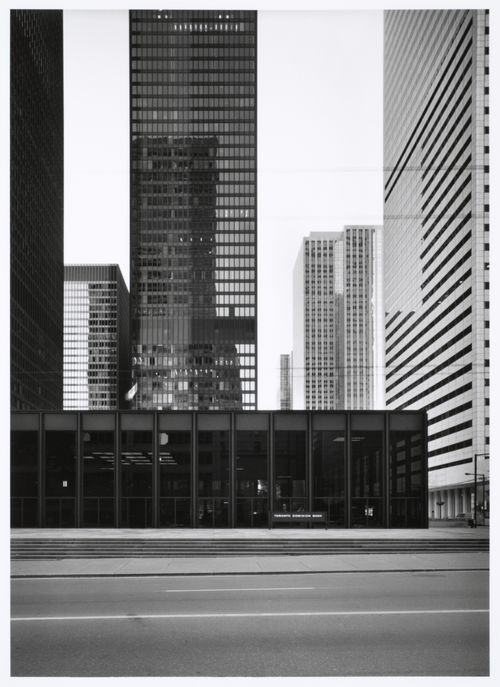 Exterior view of the Toronto-Dominion Bank Pavilion, the Toronto-Dominion Bank Tower and the Royal Trust Tower at 7:00 a.m., Toronto