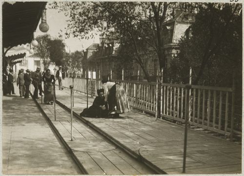 Moving sidewalk, Quai d'Orsay - Pont des Invalides, Exposition Universelle de Paris