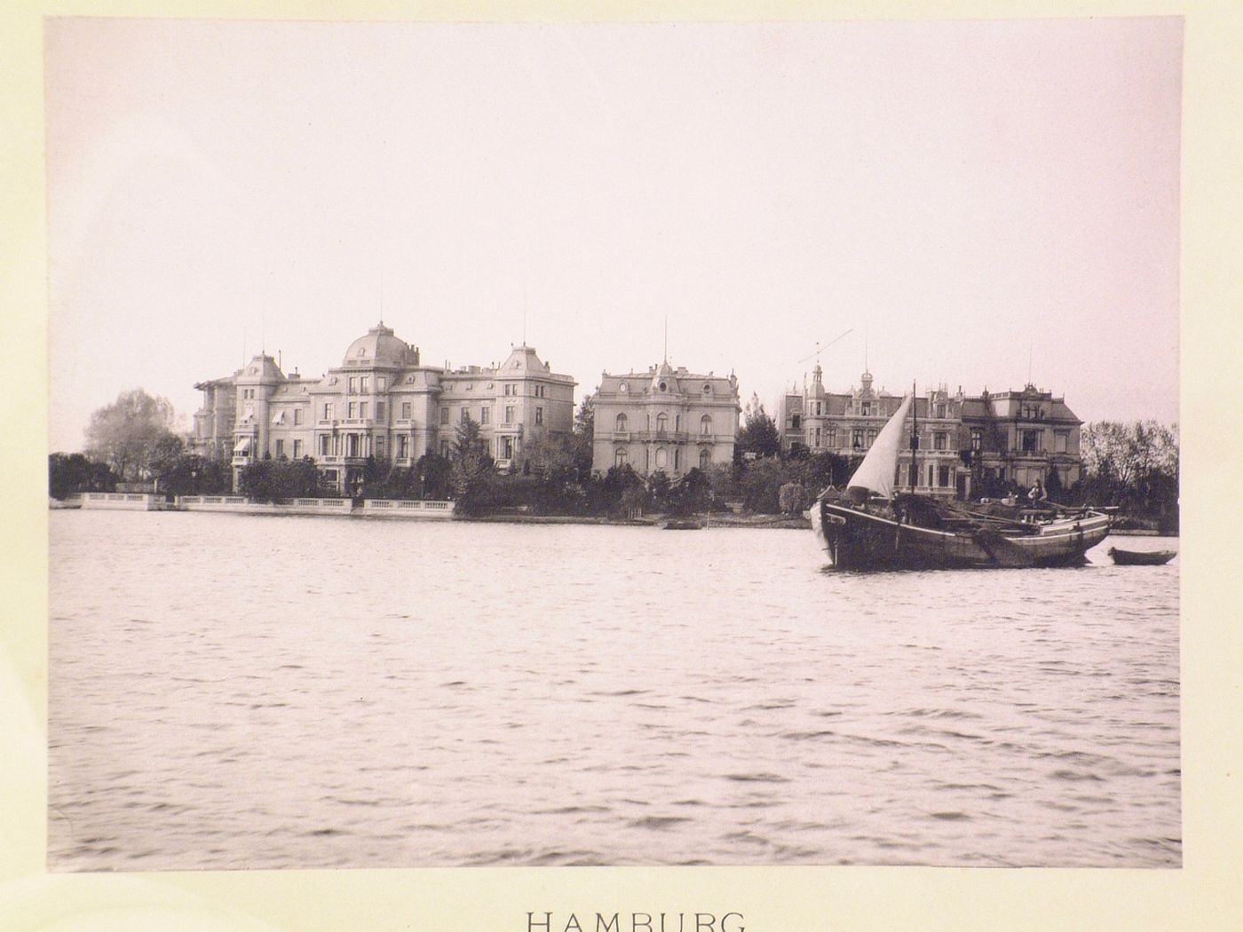 Hamburg Aussenalster, Bellevue