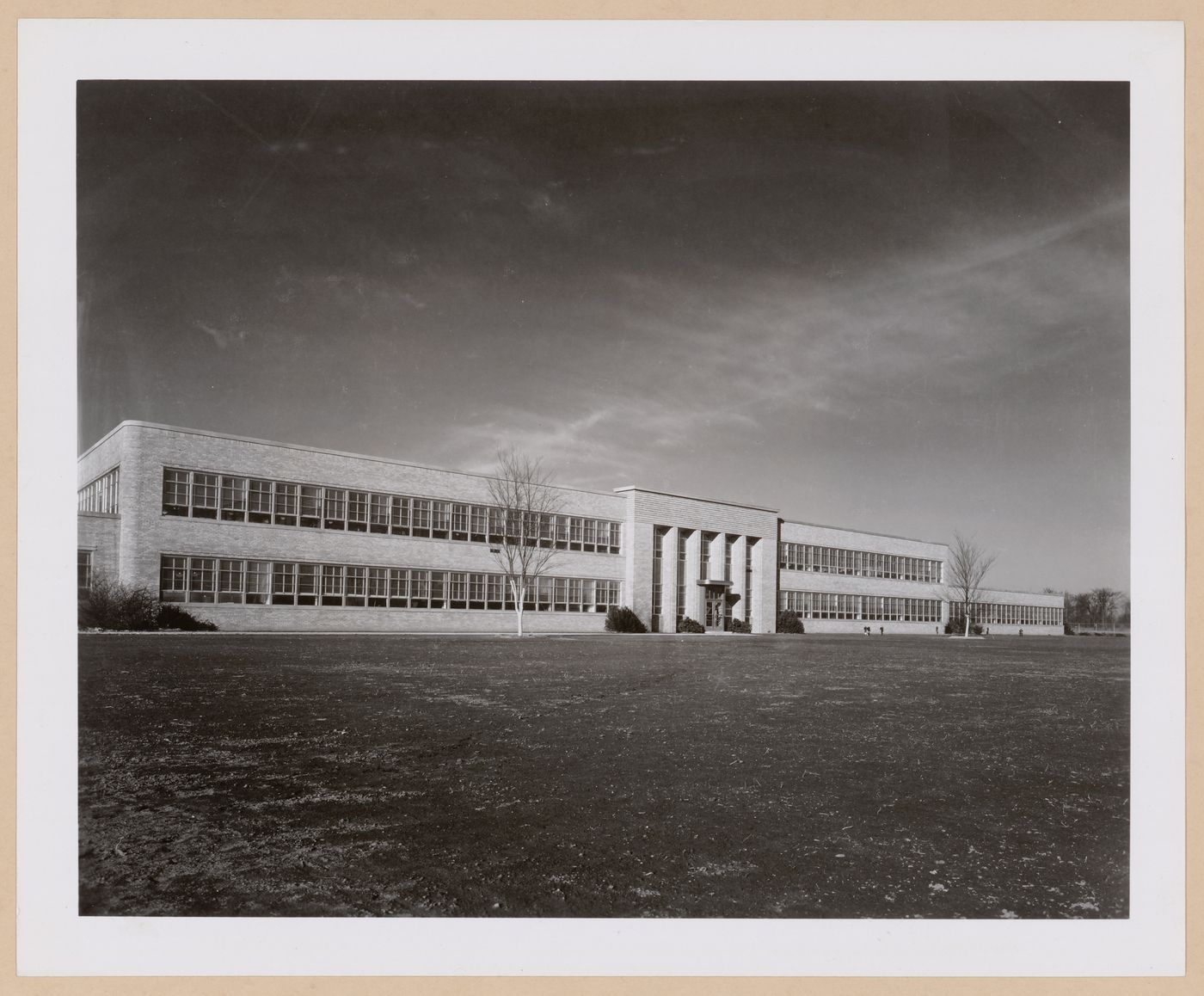 View of the north façade of the Administration Building and east end of the Manufacturing Building, Toledo Scale Company Assembly Plant, Toledo, Ohio