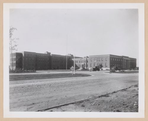 View of the principal and lateral façades of the Michigan State Hospital, Ypsilanti, Michigan