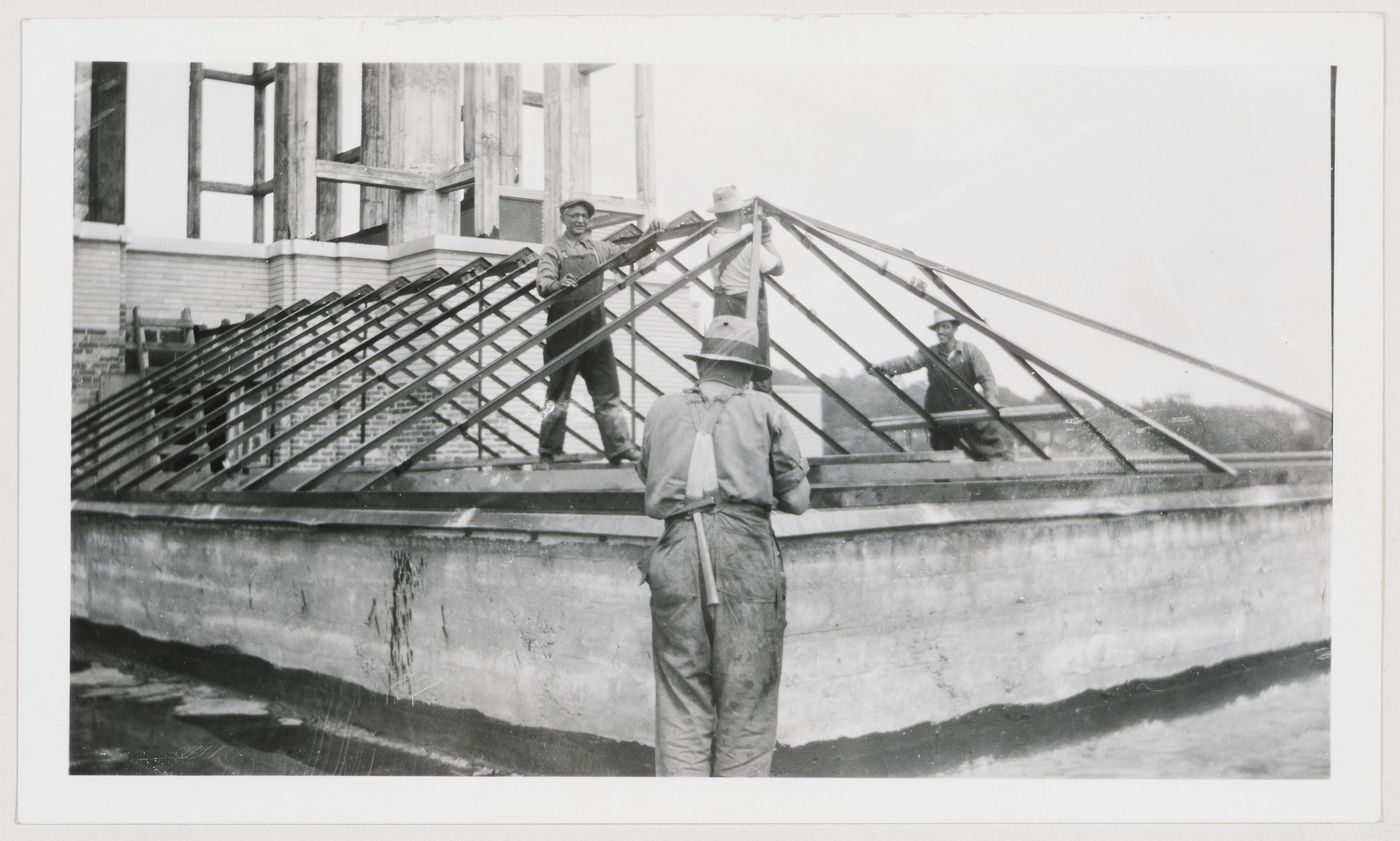 Photographie des travaux de construction, Pavillon principal et campus, Université de Montréal, Montréal, Canada