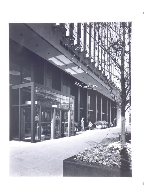 View of the entrance of the Hartford National Bank and Trust Company building, Hartford, Connecticut, United States