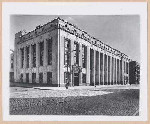 View of the principal and lateral façades of the New York Times Building, New York City, New York