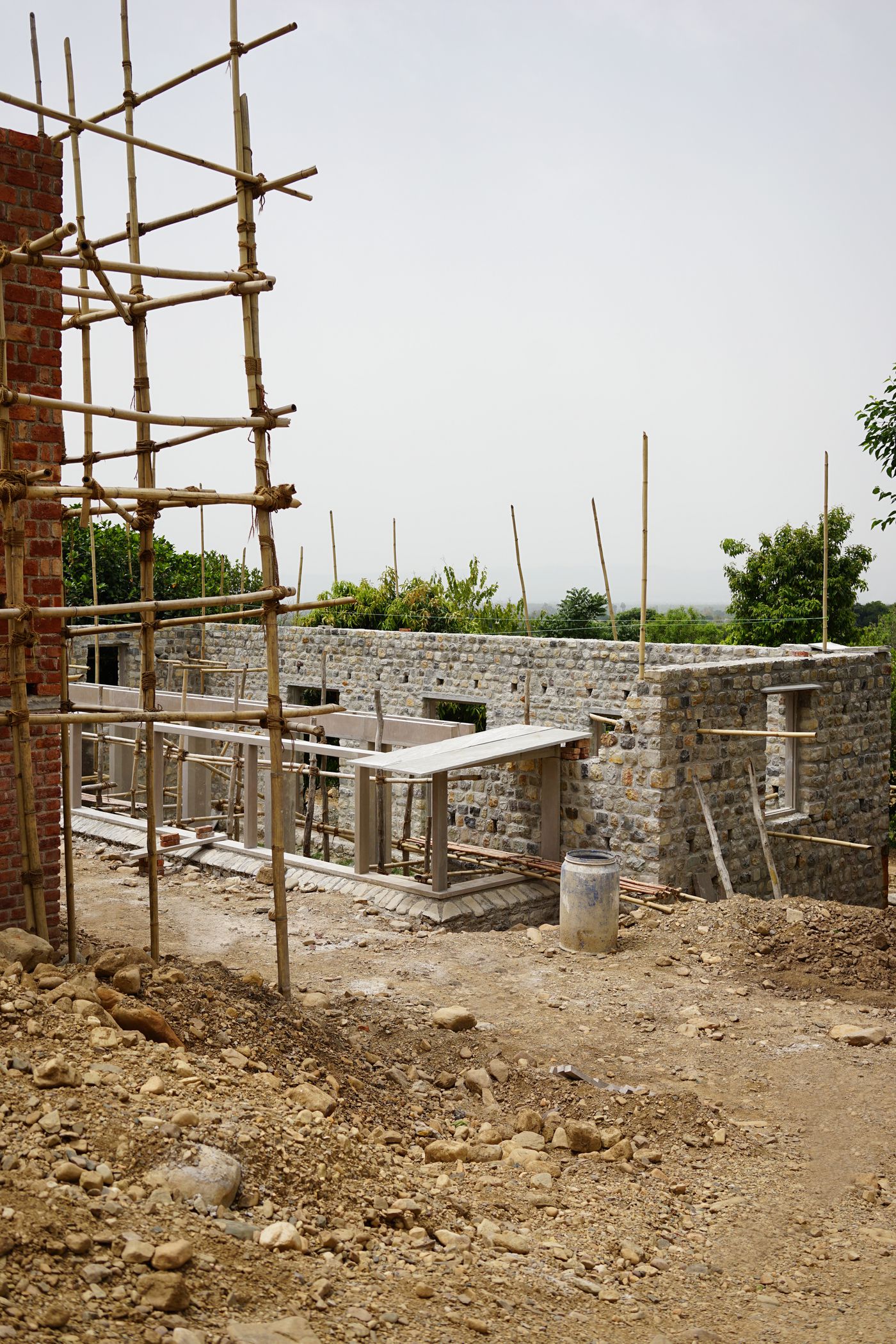 Weavers' Studio : view of gallery building under construction