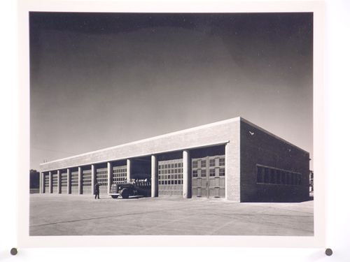 View of the principal and lateral façades of the Truck Garage, United Aircraft Corporation Pratt & Whitney Corporation  division Assembly Plant, Kansas City, Missouri