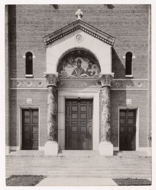 Vue du portail de l'église, Église Saint-Ambroise, Montréal, Canada