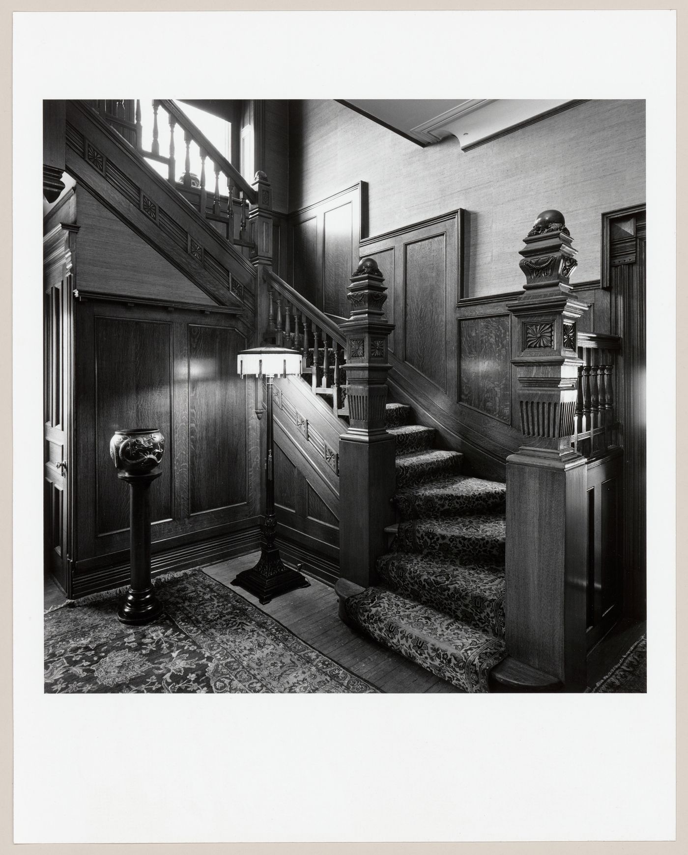 Interior view of the main staircase of Slessor House, 1538 avenue Dr. Penfield, Montréal, Québec