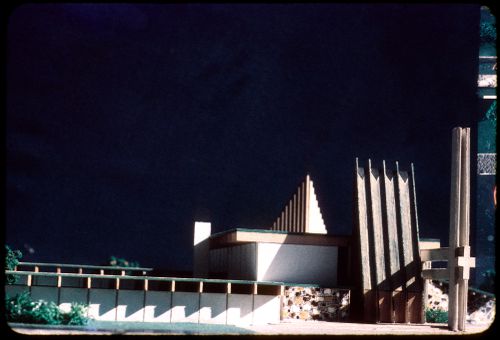 Vue d'une maquette pour église et presbytère pour la paroisse Saint-Maurice, Laval, Québec