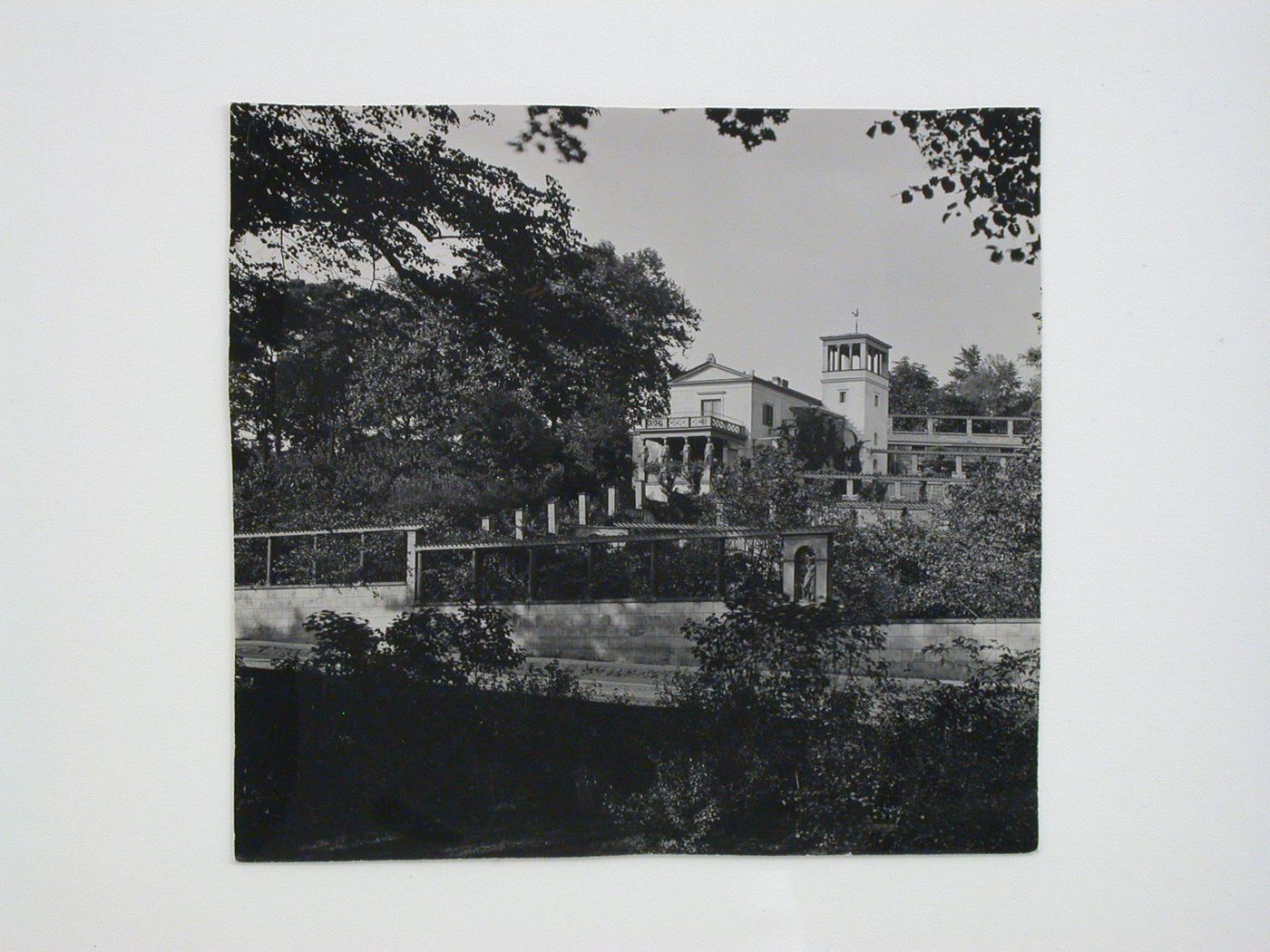 View of a winegrower's house [?], Hügelstraße, Potsdam, Germany
