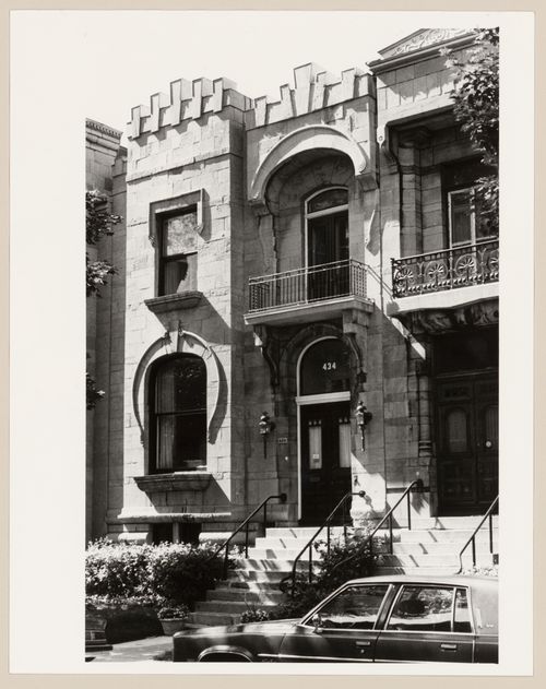 View of the principal façade of row houses, 434-436 Elm Avenue, Westmount, Québec