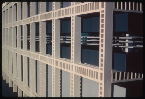 Photograph of a model for La ciudad que necesita la humanidad, Argentina, by Reginald Malcolmson and his students Mary Bylinsky and Dan Roach