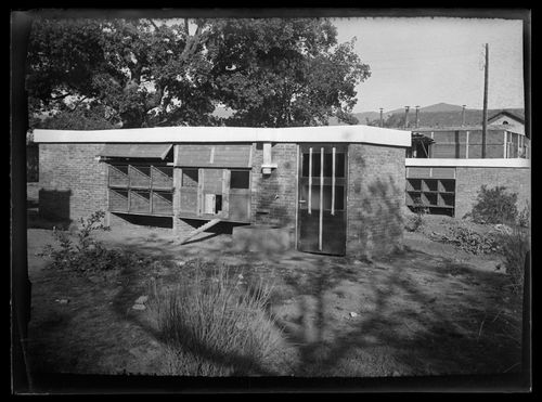 Construction of the Maisons Bureau Central de Constructions designed by Pierre Jeanneret in Saint-Auban, France