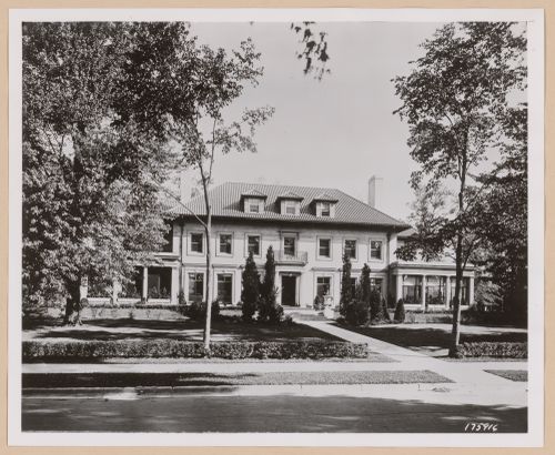 View of the principal façade of the Benjamin Siegel house, West Boston Boulevard, Detroit, Michigan