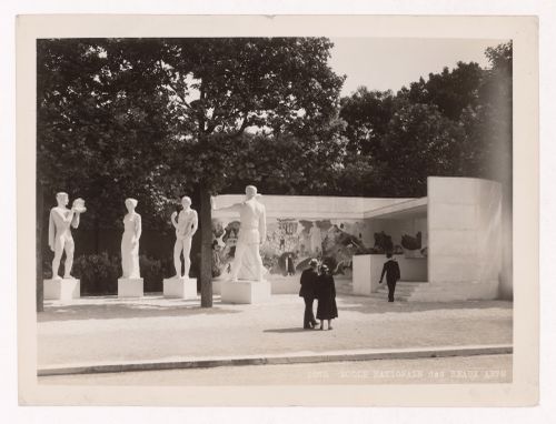 View of statues and a mural, Ecole Nationale des Beaux Arts, 1937 Exposition internationale, Paris, France