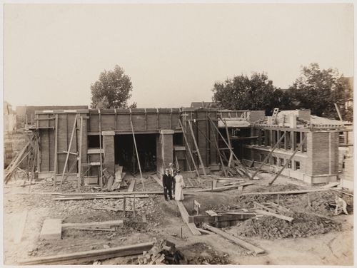 Exterior view of Darwin D. Martin House under construction, Buffalo, New York
