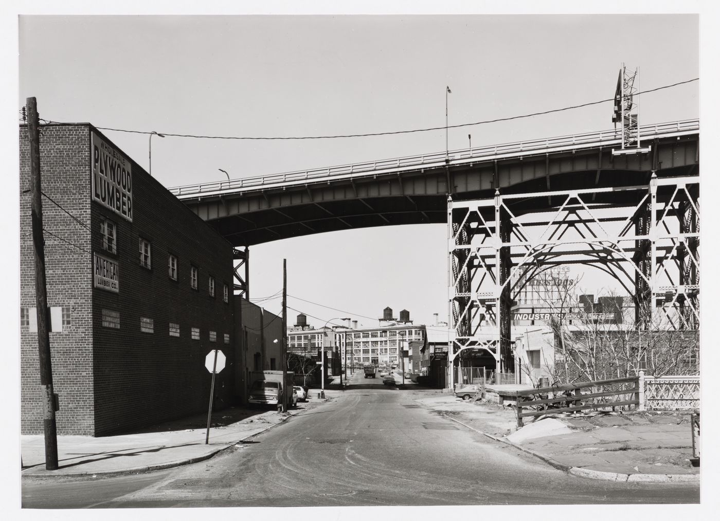 Die Architektur der Strasse, New York City, Dez 1977 - Sept 1978: 27th Street, Brooklyn