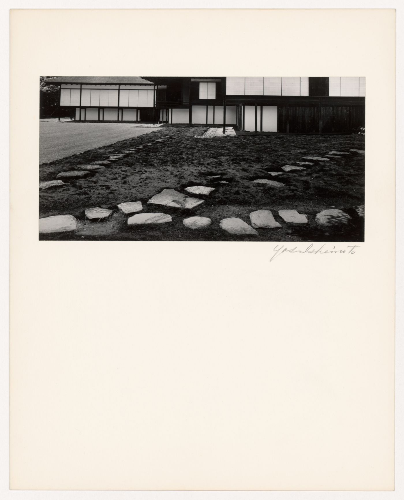 Partial view of the New Palace (also known as the New Goten), the Music Room, the Middle Shoin showing stepping-stones in the foreground, Katsura Rikyu (also known as Katsura Imperial Villa), Kyoto, Japan