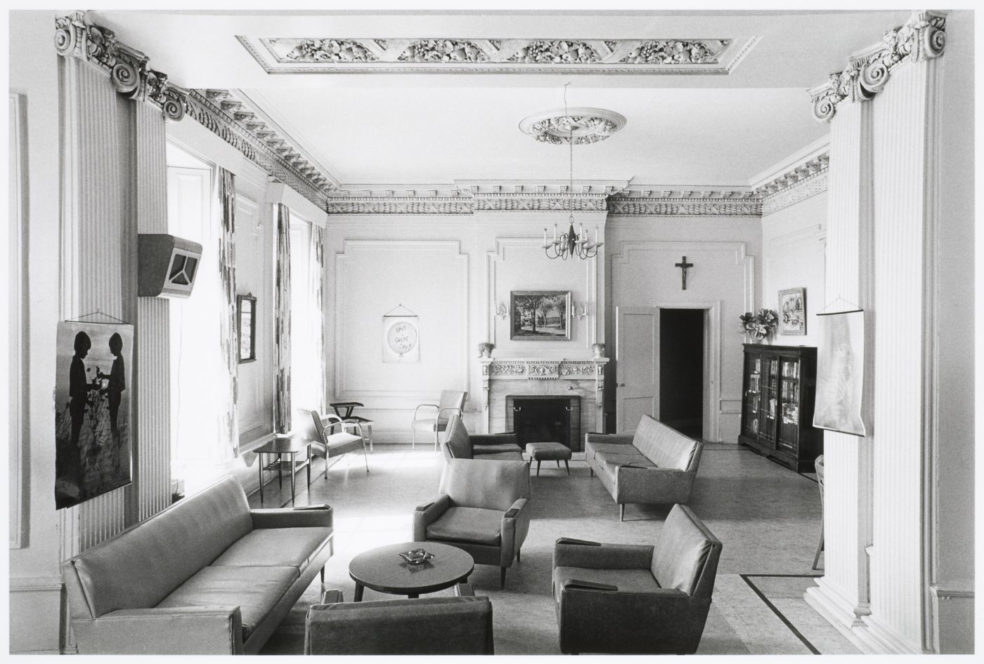 Interior view of the reception room in the east part of Shaughnessy House, Montréal, Québec