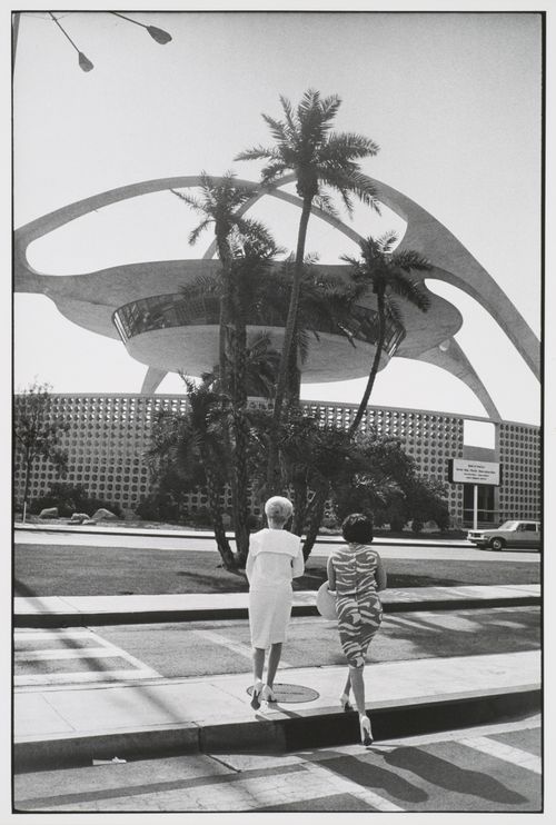 Los Angeles, LAX control tower with palm trees