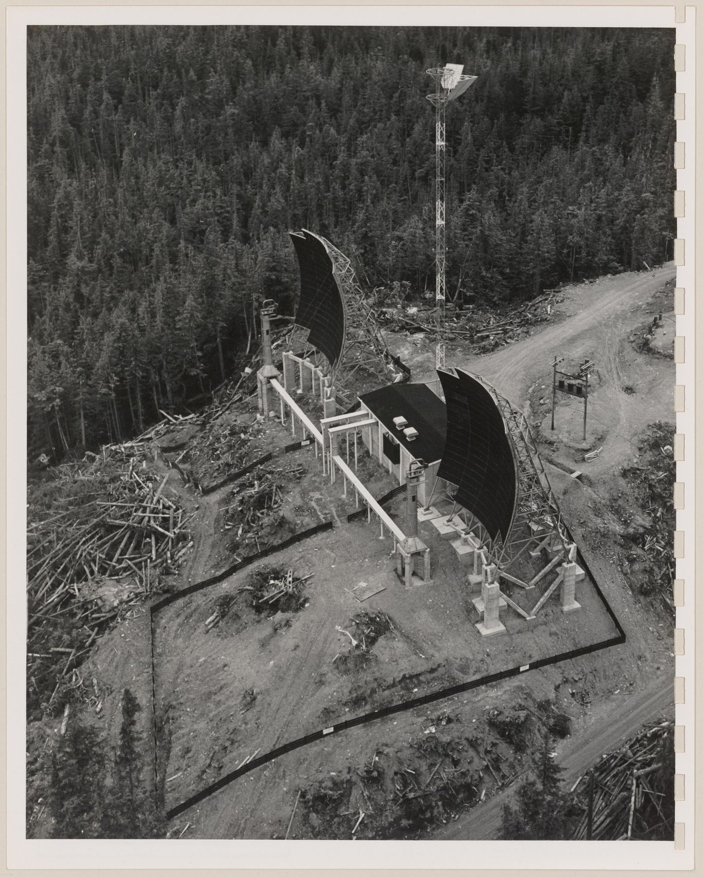 Aerial view of BC Tel troposcatter telecommunication system, Port Hardy, British Columbia, Canada