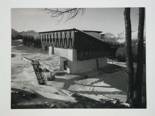 Exterior lateral view of the Stazione-albergo al Lago Nero in winter, Sauze d'Oulx, Italy