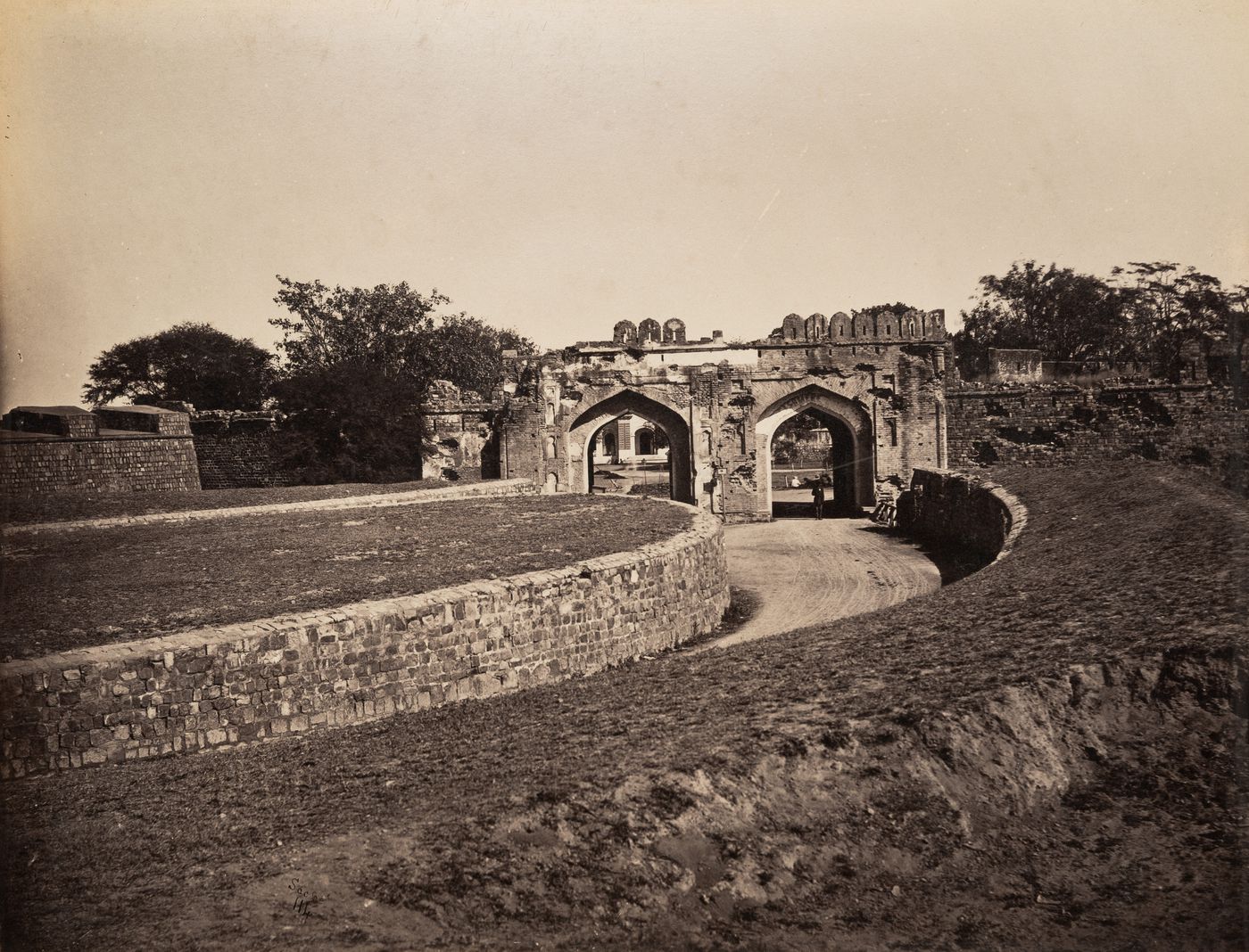 View of the Kashmir Gate, Delhi (now Delhi Union Territory), India