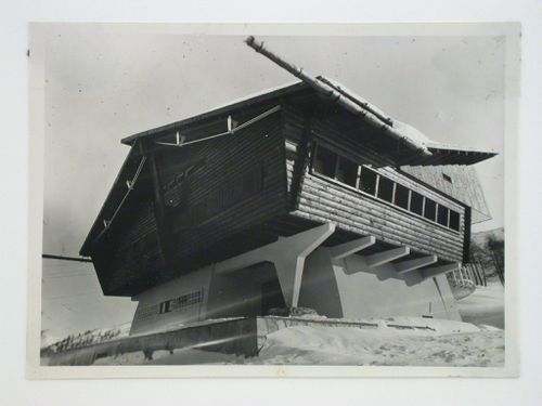 Sled-Lift Lodge at Lago Nero, Sauze d'Oulx, Italy